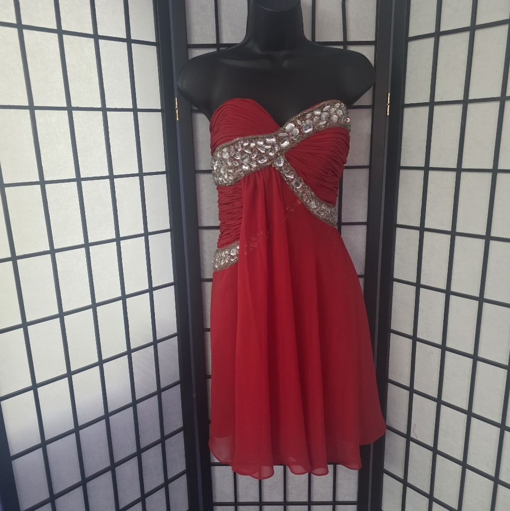 Elegant Red Strapless Dress with Silver Accents